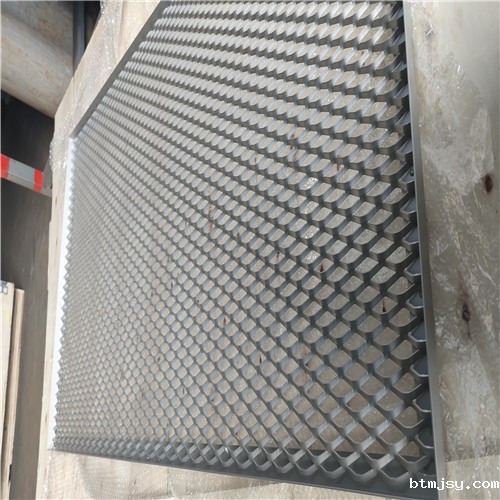 吊顶菱形孔铝板网.jpg
