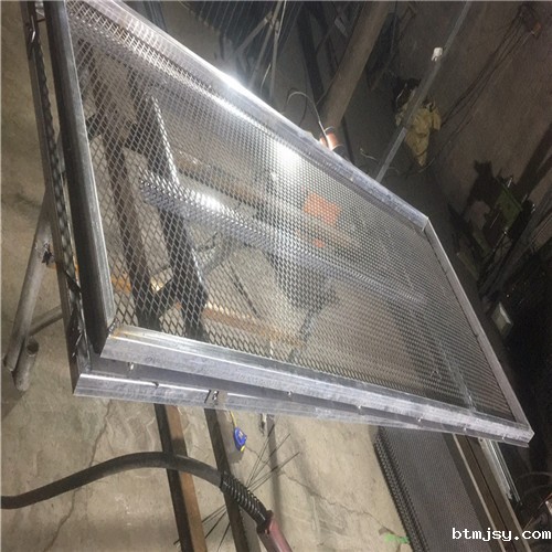 铝板菱形网安装时的固定件选用诀窍